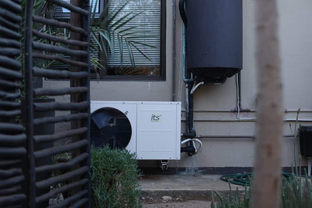 do heat pumps work well in mild climates